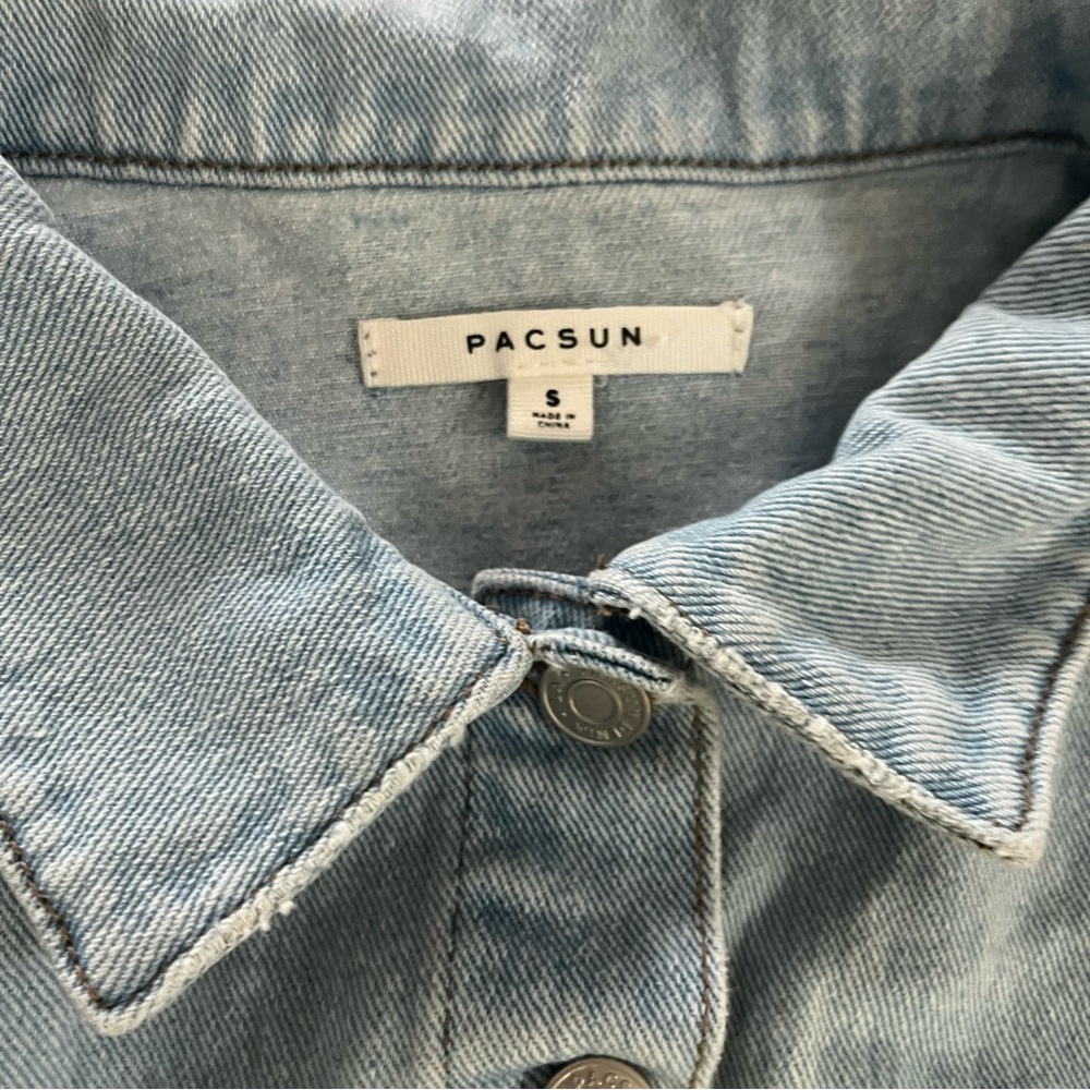 PacSun Y2K Style Blue Denim Cropped Jacket Distressed BOHO Patchwork Small - Picture 4 of 9